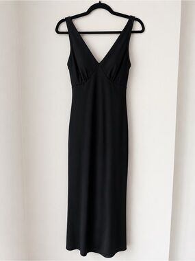Bebe Black Sleeveless Maxi Dress XS NWT Deep V Elegant Evening Dress